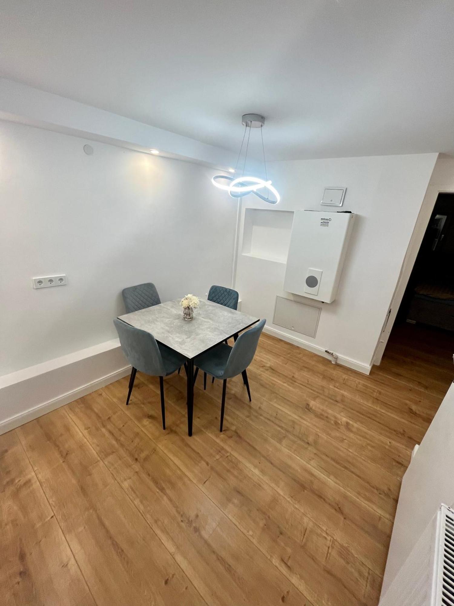 Ferienwohnung Gemuetliches Ferienhaeuschen Neumünster Exterior foto